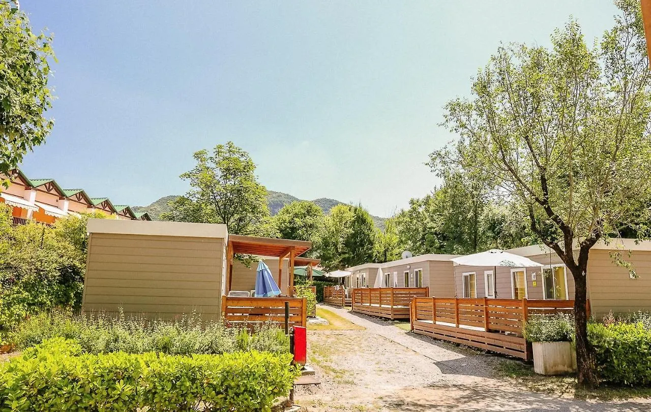 Camping Sassabanek Hotel Iseo Campsite