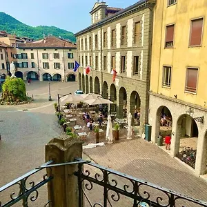 Apartment The Terrace On The Square, Iseo