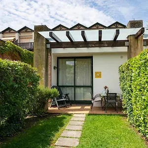 Patio 15 - Pools, Tennis And Water Sports Apartment